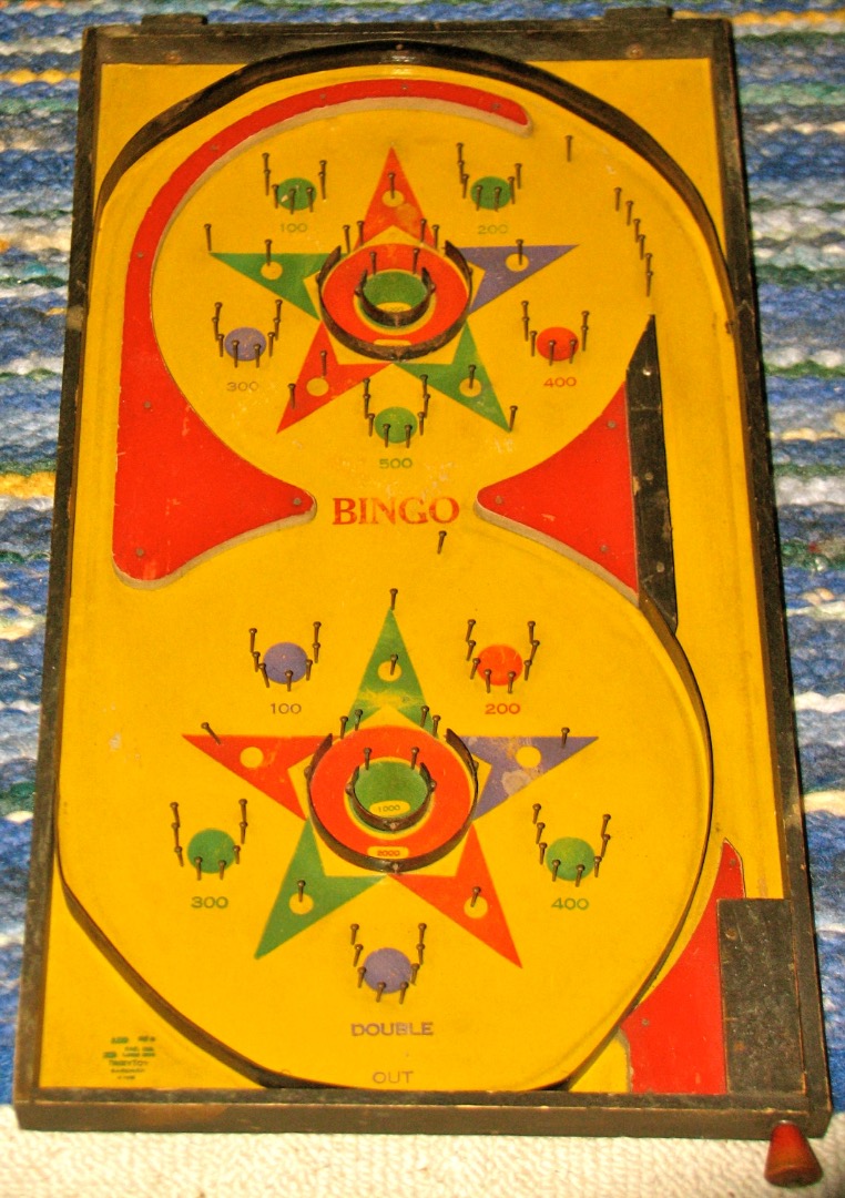 Bingo-bagatelle-1932-TrikyToy-Gardner-Maine-population-in-2000-under-7000.jpg