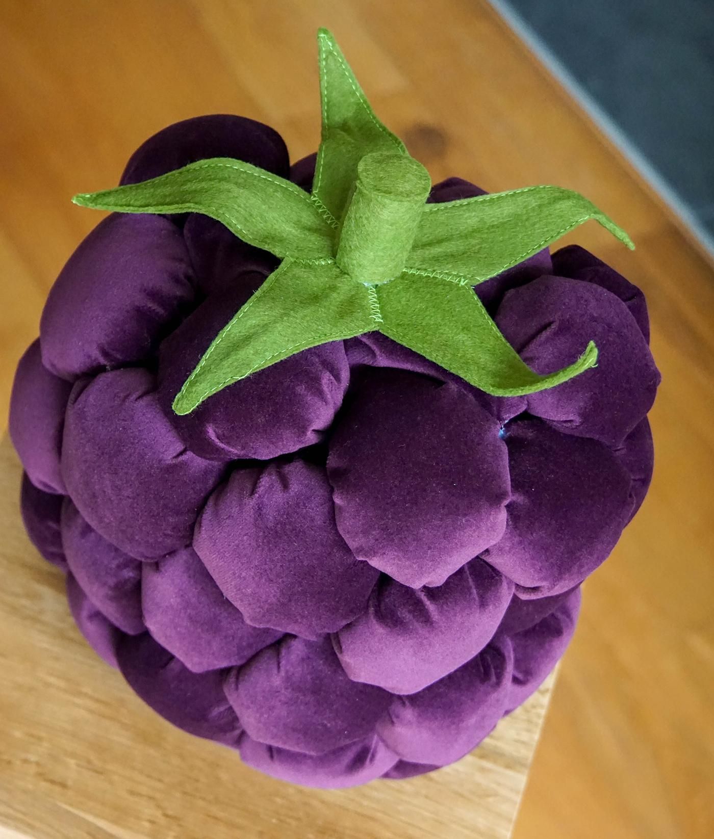Blackberry 8s.jpg