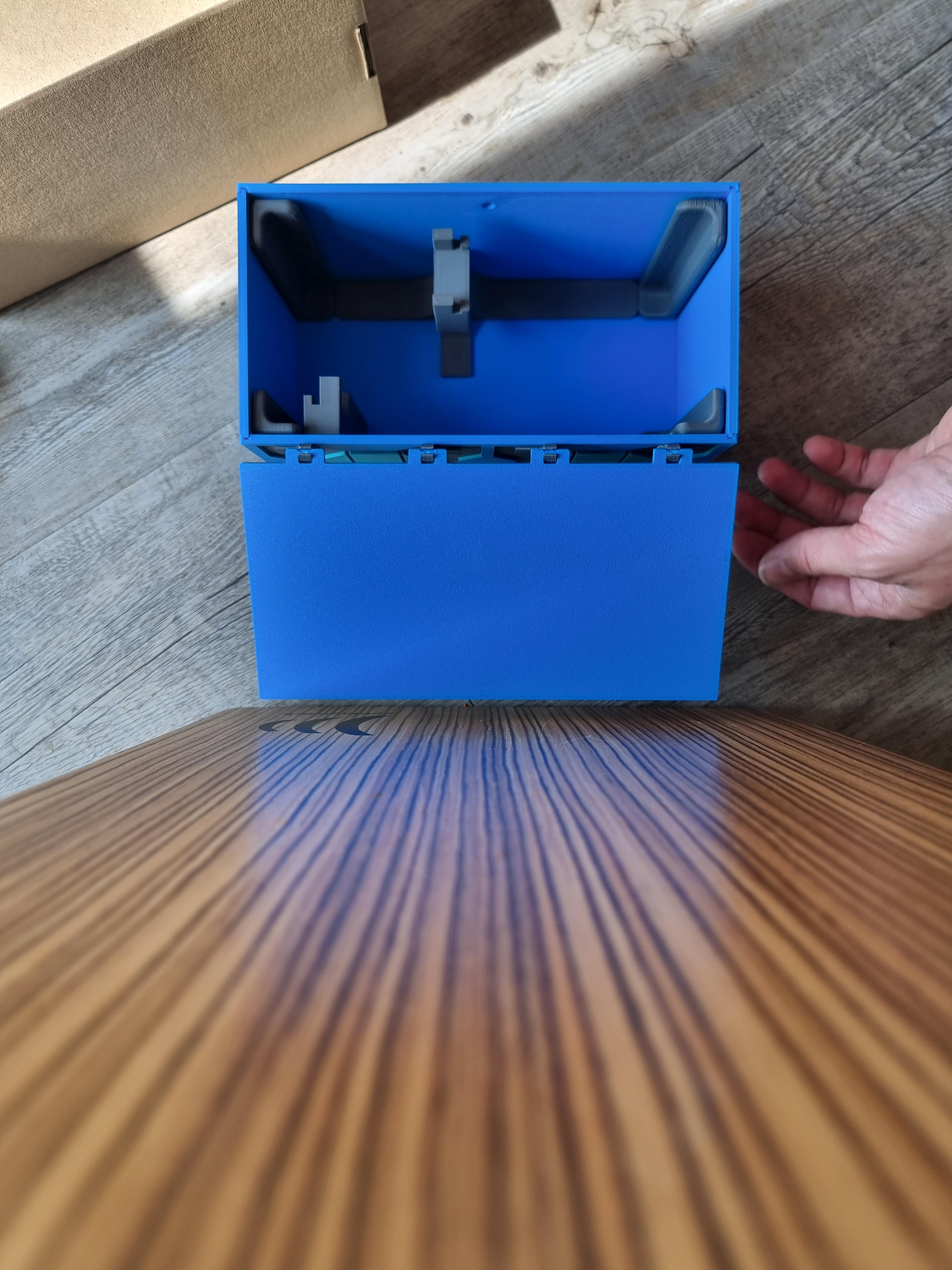 Box-9-1.jpg