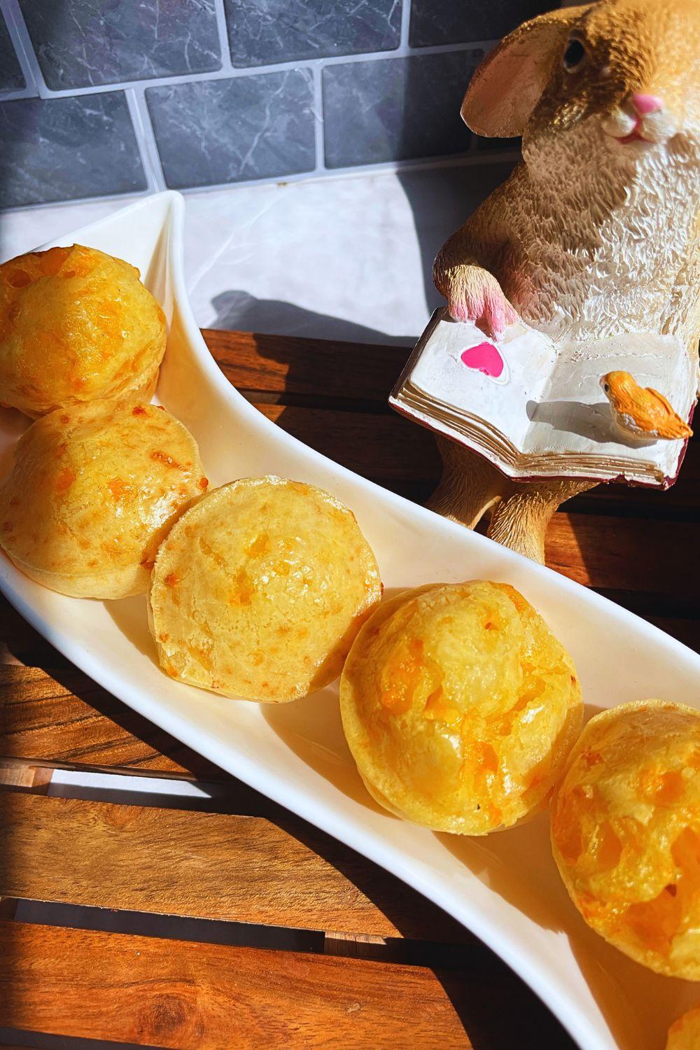 Brazilian Cheese Bread 9.jpg