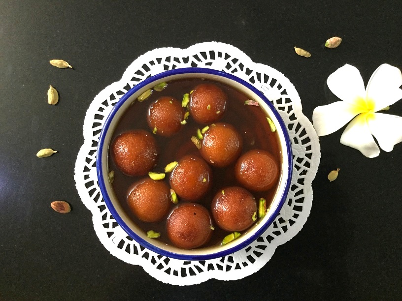 Bread gulab jamun 6a.jpg