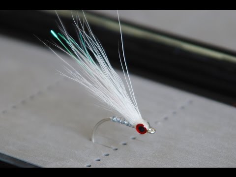 Buck Tail Glass Minnow - Saltwater and Freshwater Streamer Fly