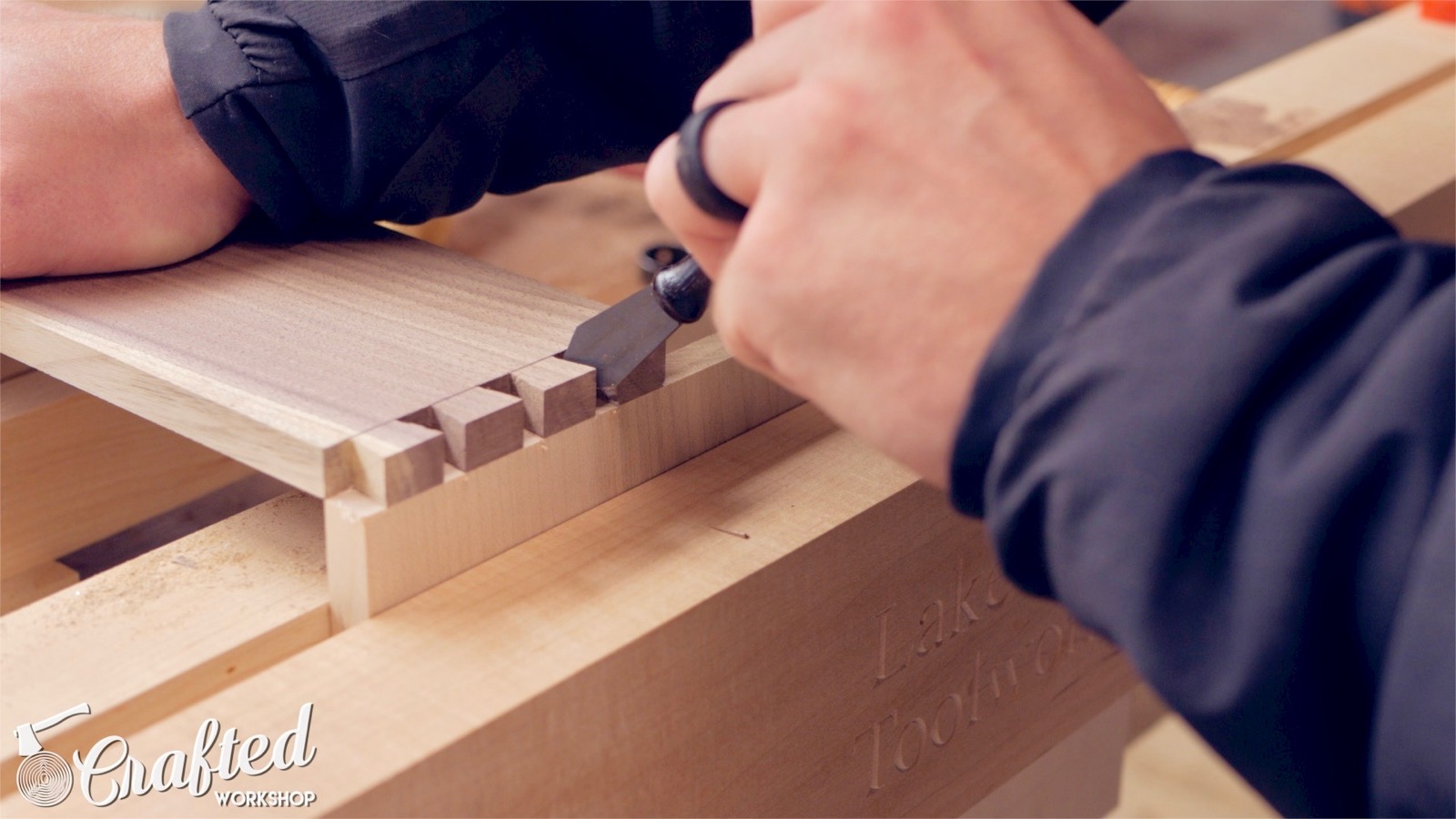 Building A Hand Tool Tote with Hand Cut Dovetails - 11.jpg