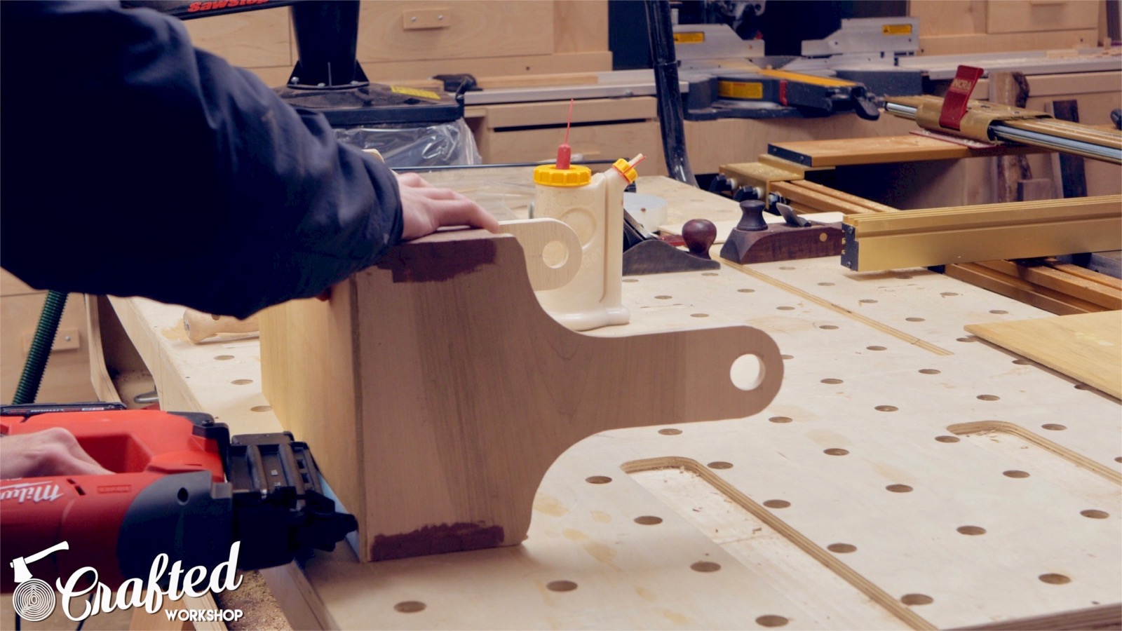 Building A Hand Tool Tote with Hand Cut Dovetails - 18.jpg