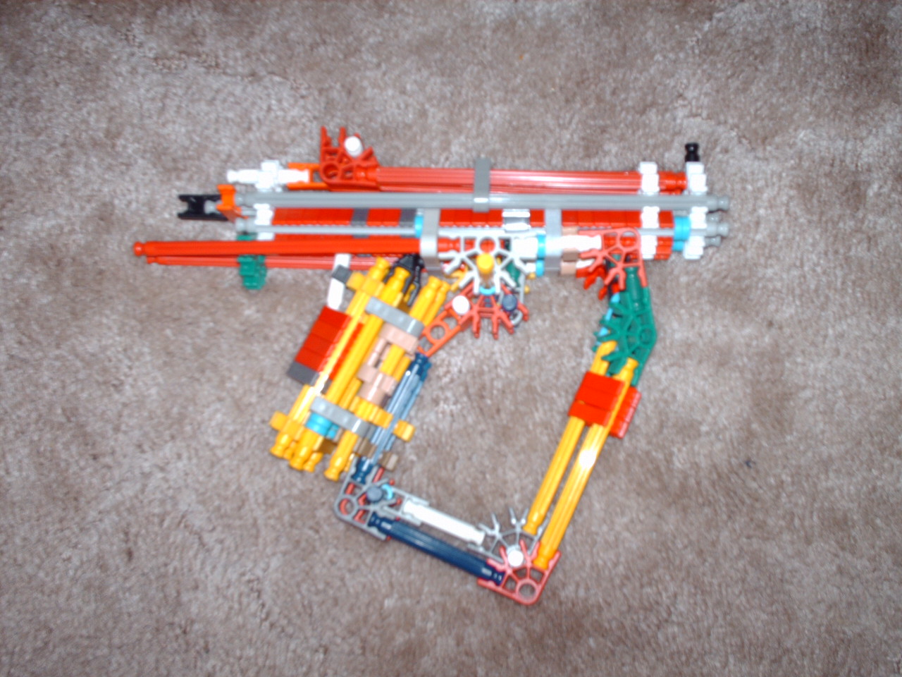 C:\Documents and Settings\Dave\My Documents\My Pictures\Knex Guns\Knex Guns 029.jpg