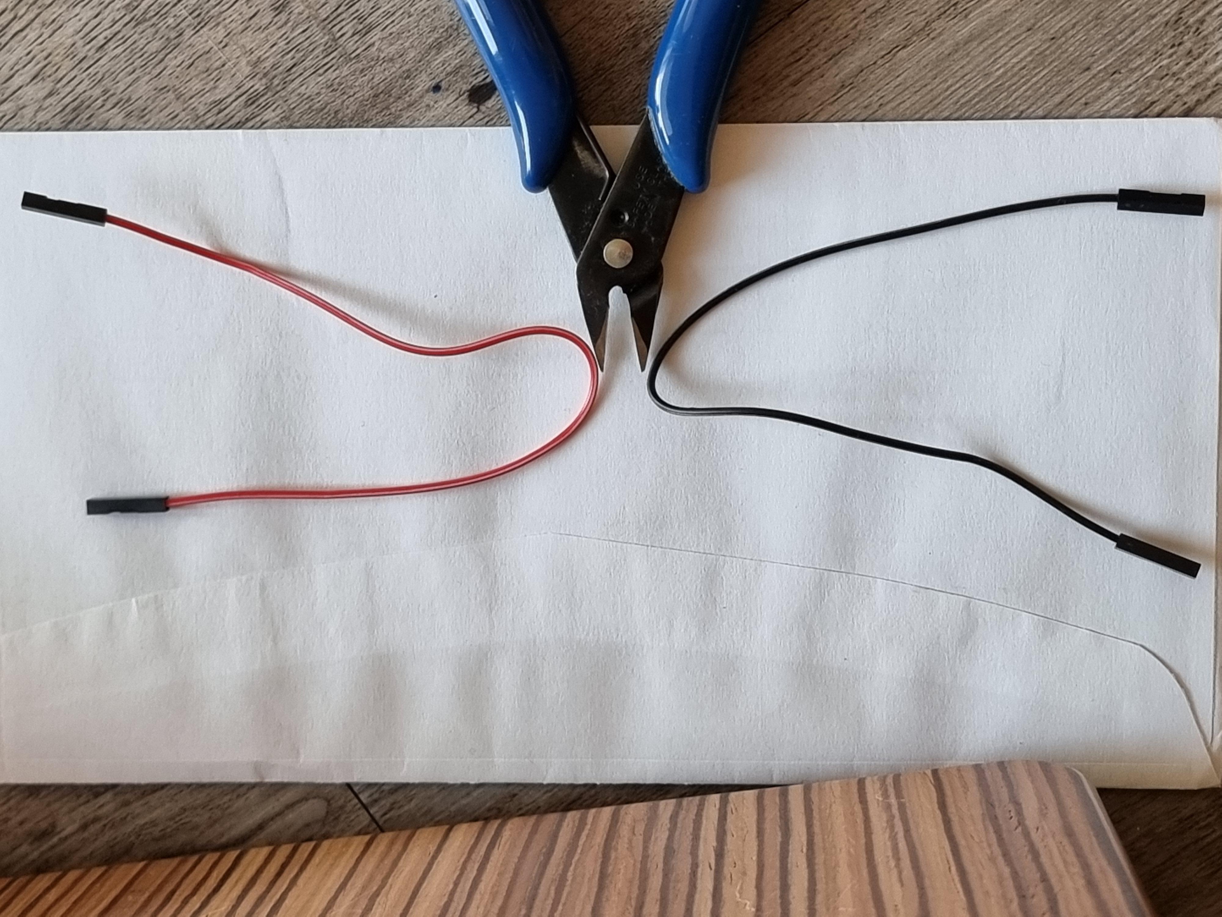 Cabling-prepare-pins-1.jpg