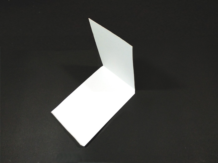 Cardboard_Shelves_06.jpg