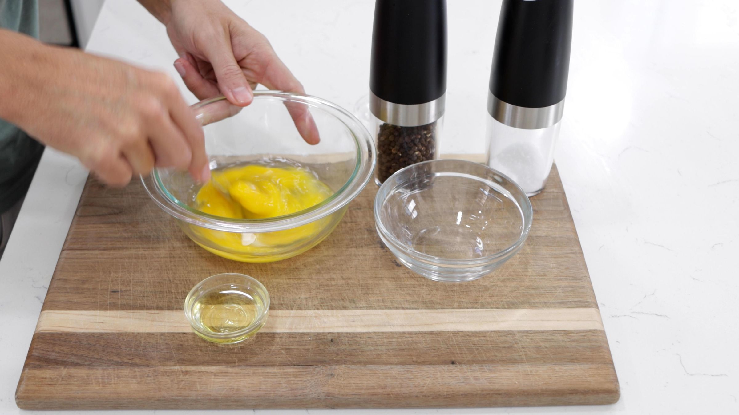 Cooking Basics How to Make Perfect Scrambled Eggs Every Time.00_00_56_19.Still003.jpg