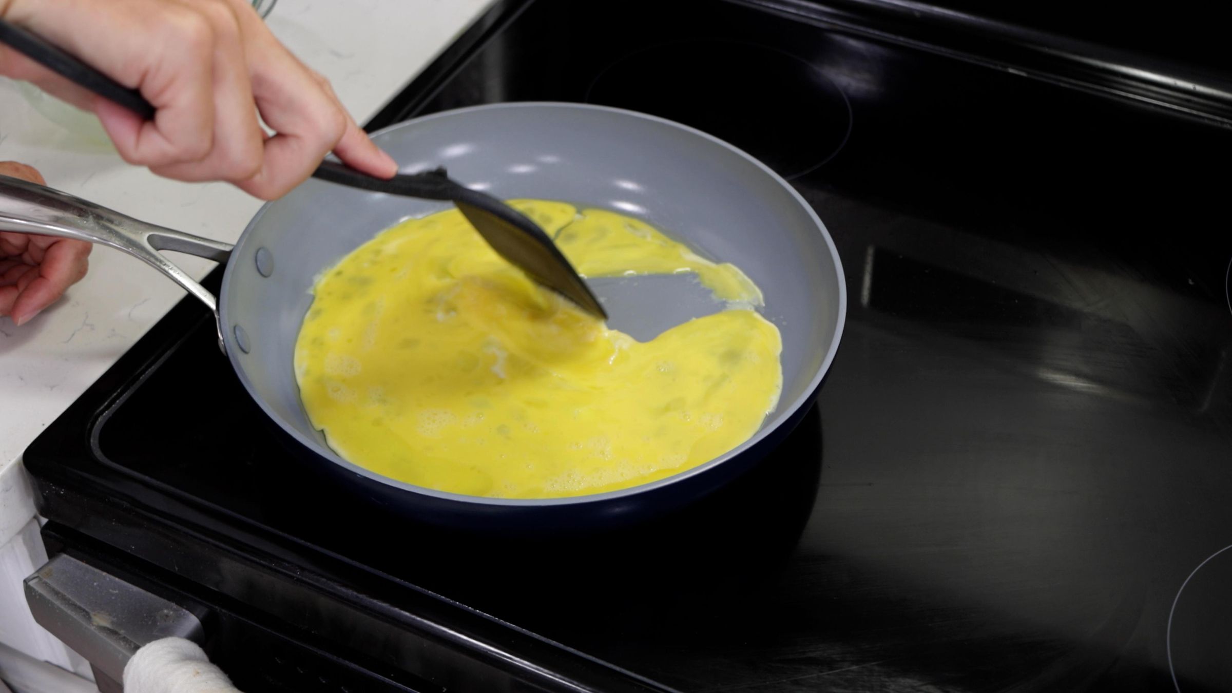 Cooking Basics How to Make Perfect Scrambled Eggs Every Time.00_01_34_00.Still005.jpg