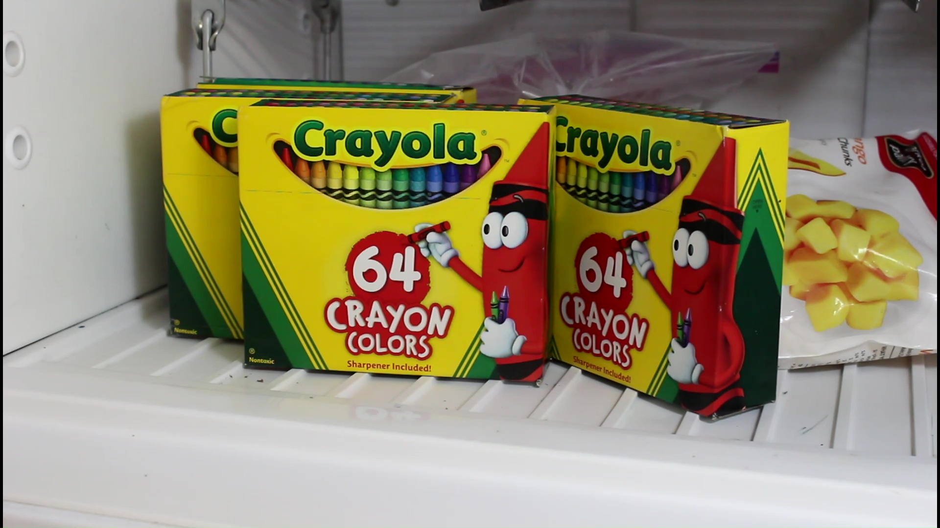 Crayon_vase (2).jpg