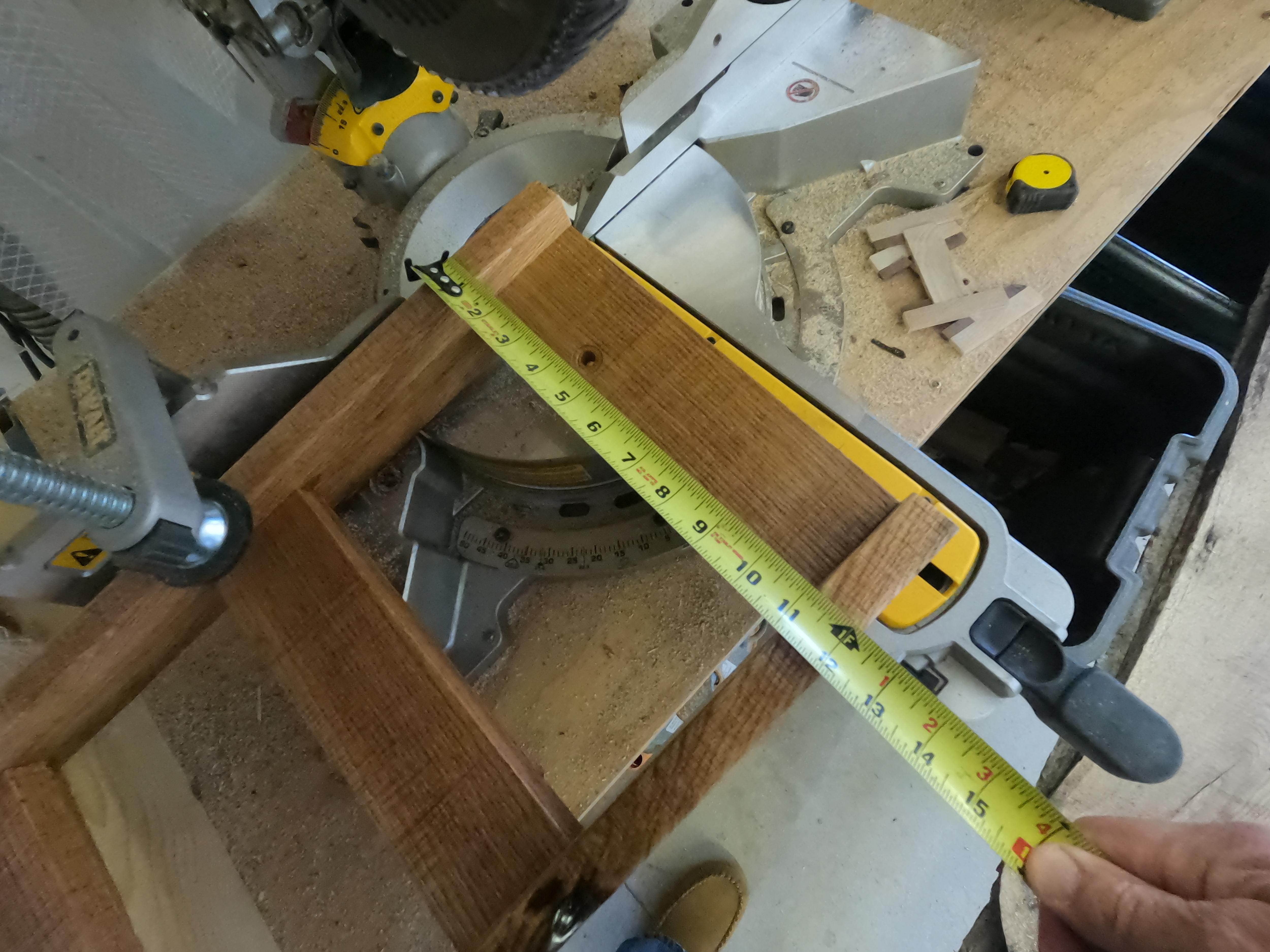 Crosscutting 12 Inch Rail in One Pass on Miter Saw (1).JPG