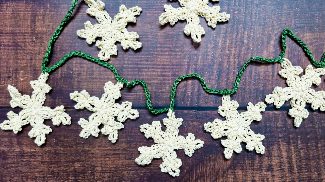 Crystal Snow Crochet Snowflake Garland.png