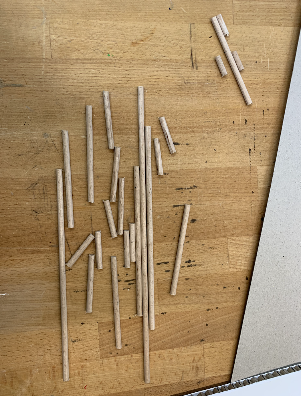 Cut Wooden Skewers .png