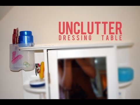 DIY: Milk Bottle: unclutter dressing table