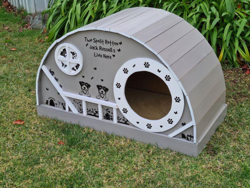 DIY Delux dog house (21).jpg