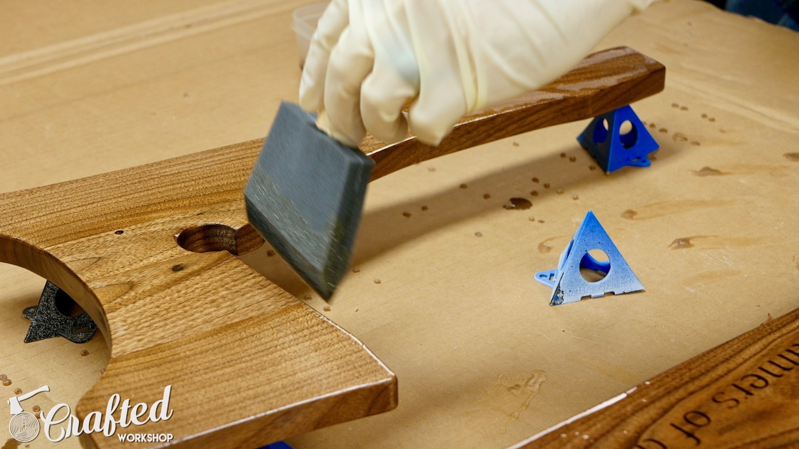 DIY Guitar Stand - 17.jpg