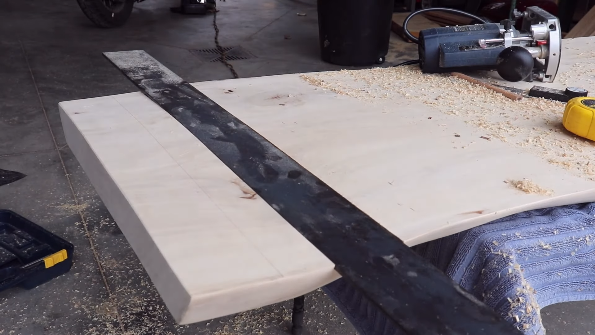 DIY Live Edge Desk with Steel Inlay 3-51 screenshot.png