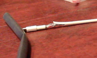 DIY PHONE CABLE FIX 3.png