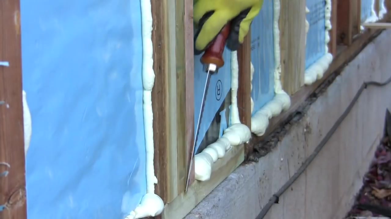 DIY Spray Foam Insulation - Poor Man's Spray Foam 32.jpg