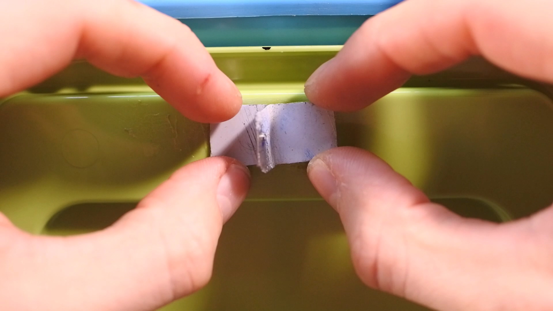 DIY robot trashcan.mp4_20160825_084504.419.jpg