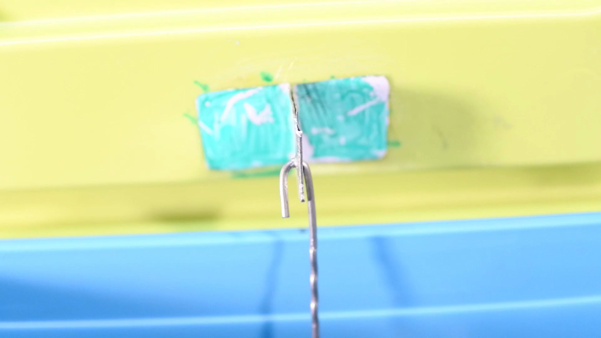 DIY robot trashcan.mp4_20160825_084526.003.jpg