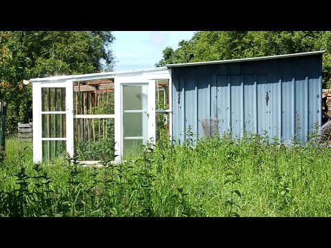 DIY verandah-style greenhouse, sunspace, draught lobby. Serre v&amp;eacute;randa. Terraza invernadero