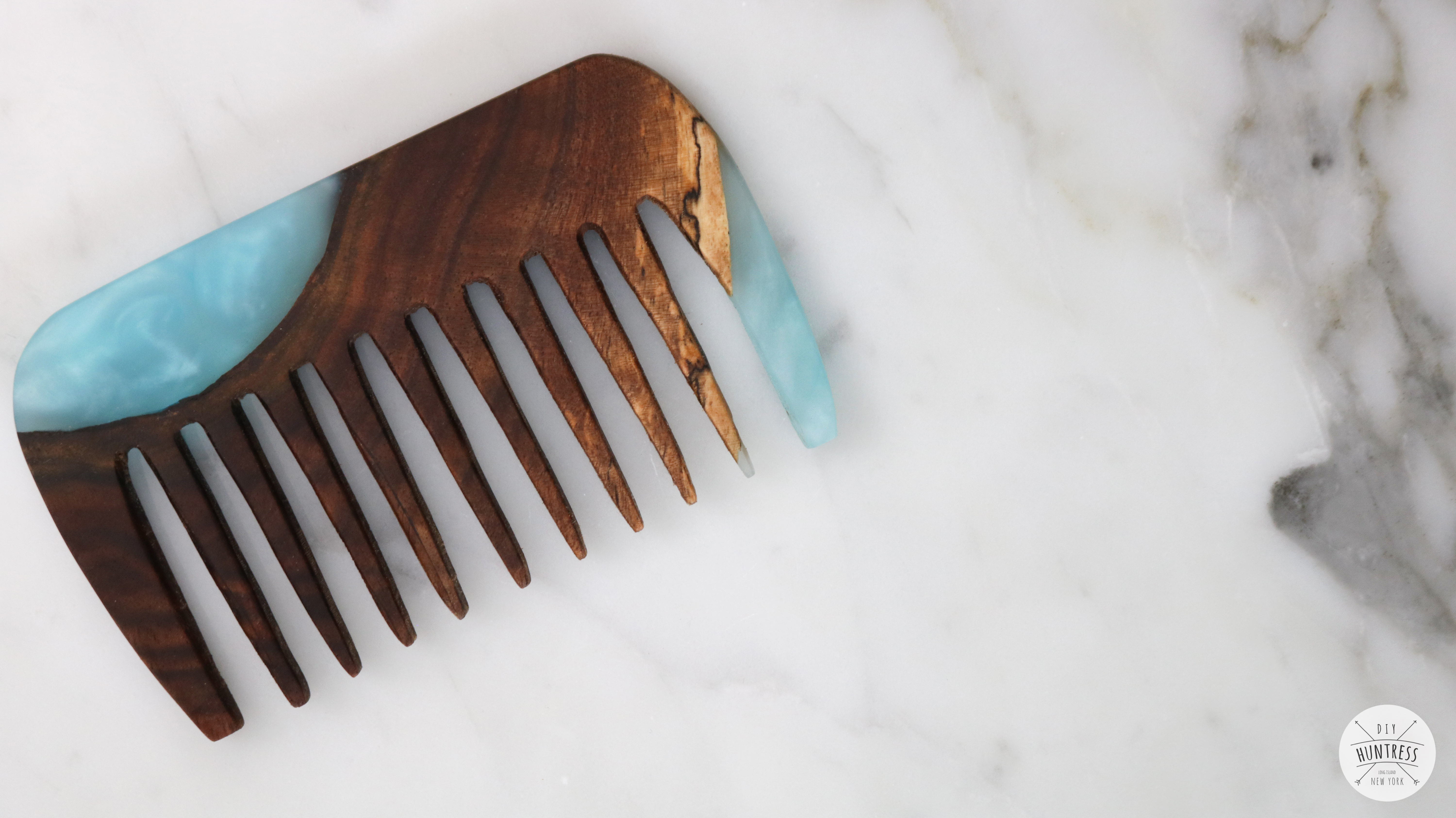DIY-Epoxy-Resin-Wood-Hair-Beard-Comb-4.jpg