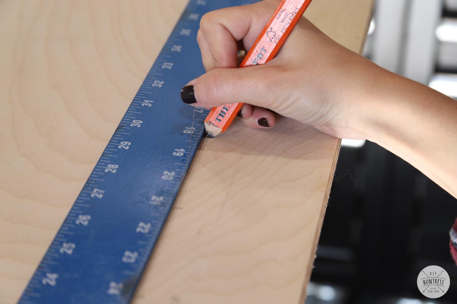 DIY-Giant-Pegboard-Wall-Organizer.jpg