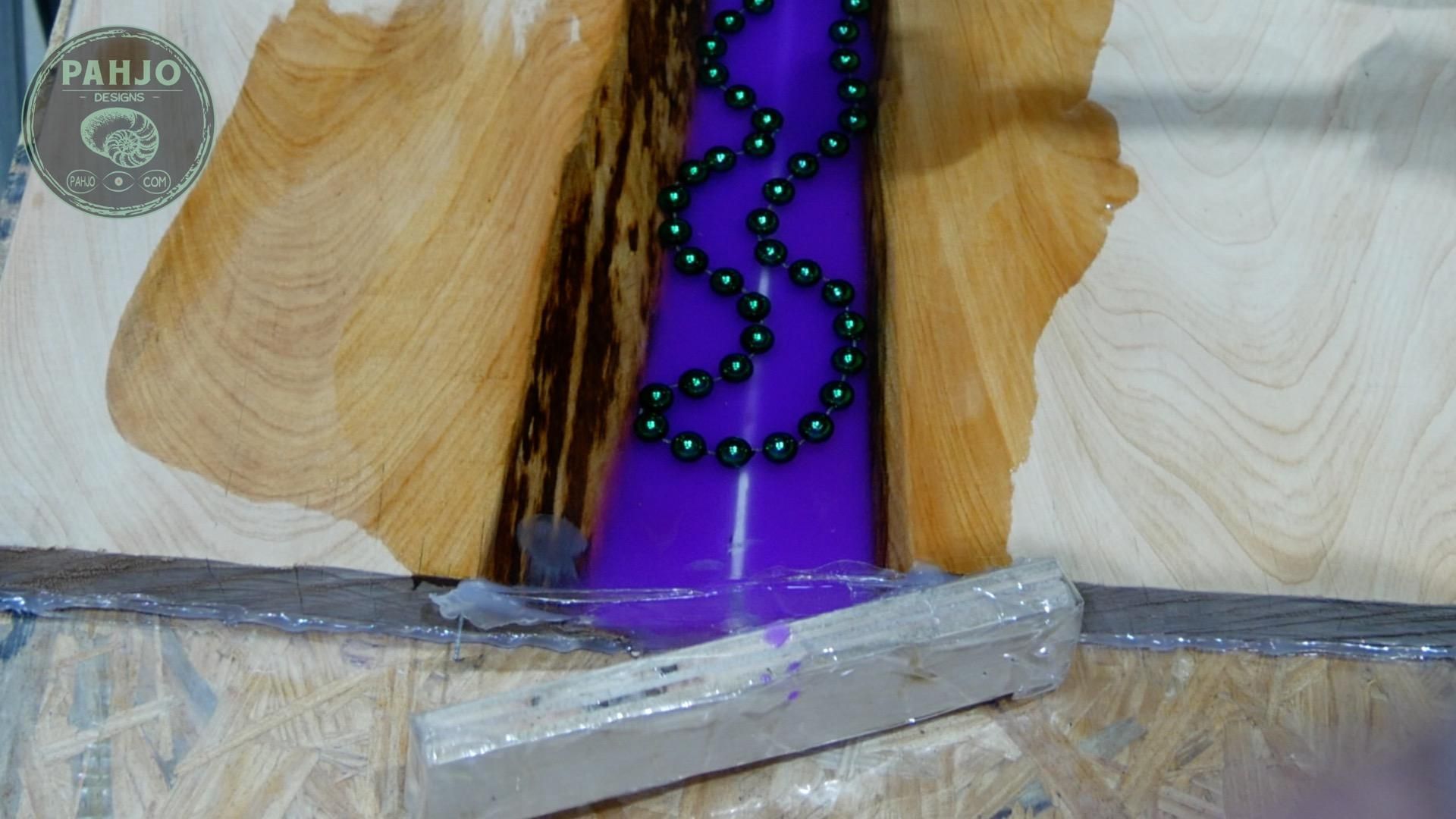 Epoxy Resin Wood Art Wall Hanging 29.jpg