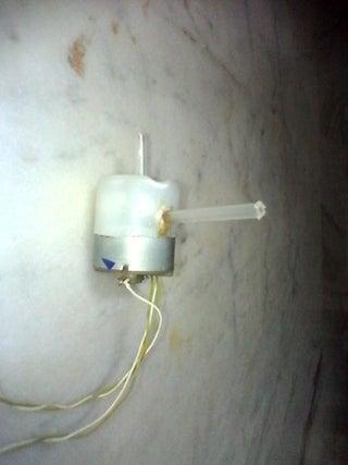 F5814YYK6SILUBW.jpg