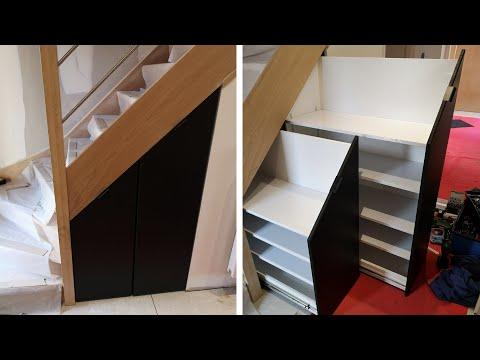 Fabriquer un meuble &agrave; chaussures sous escalier coulissant et sur-mesure