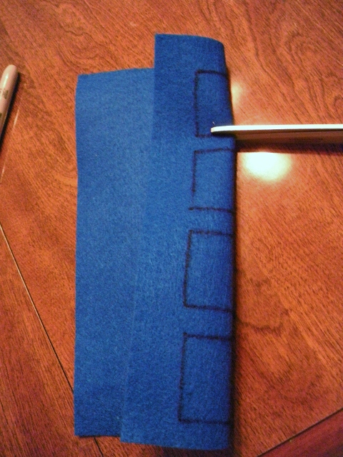 Felt Tardis Case 090 (480x640).jpg