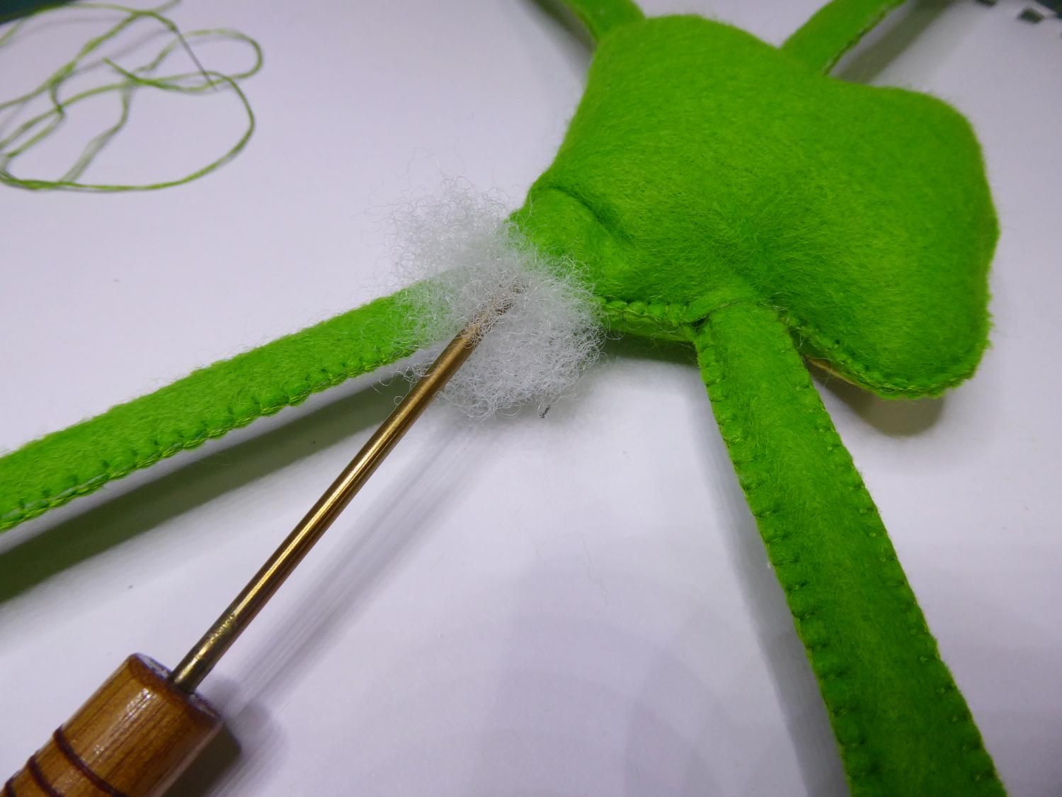 Felt frog pal 35.JPG