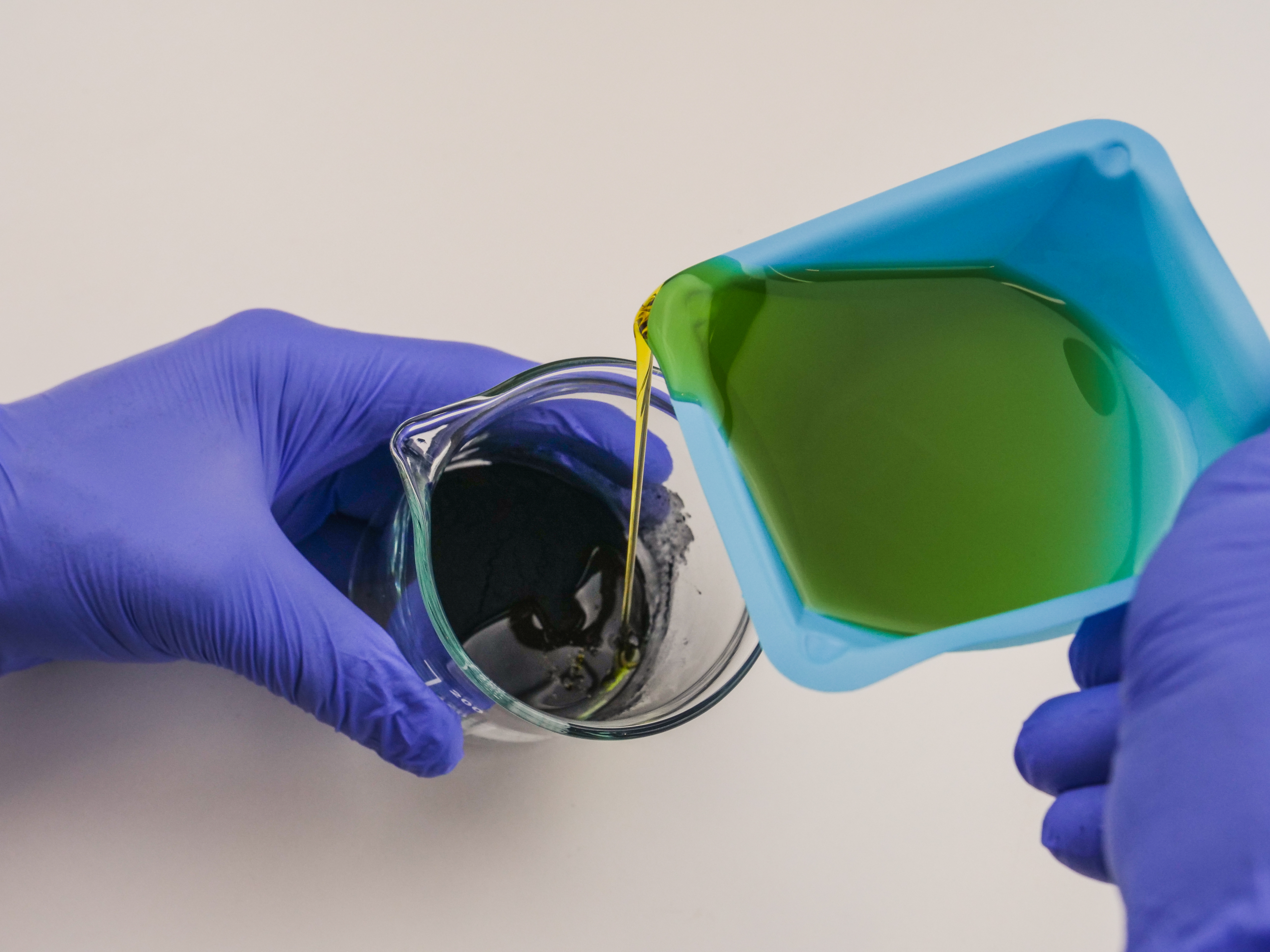 Ferro Fluid-3.jpg