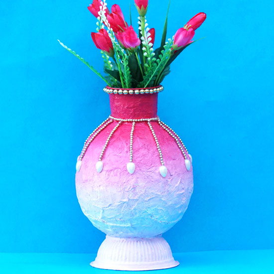 Flower-Vase-using-Balloon-and-Tissue-Papers-stylenrichDIY.jpg