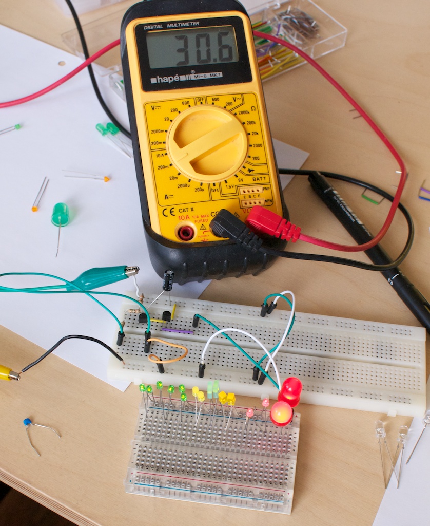 FlowerPowerLED-circuit-02.jpg