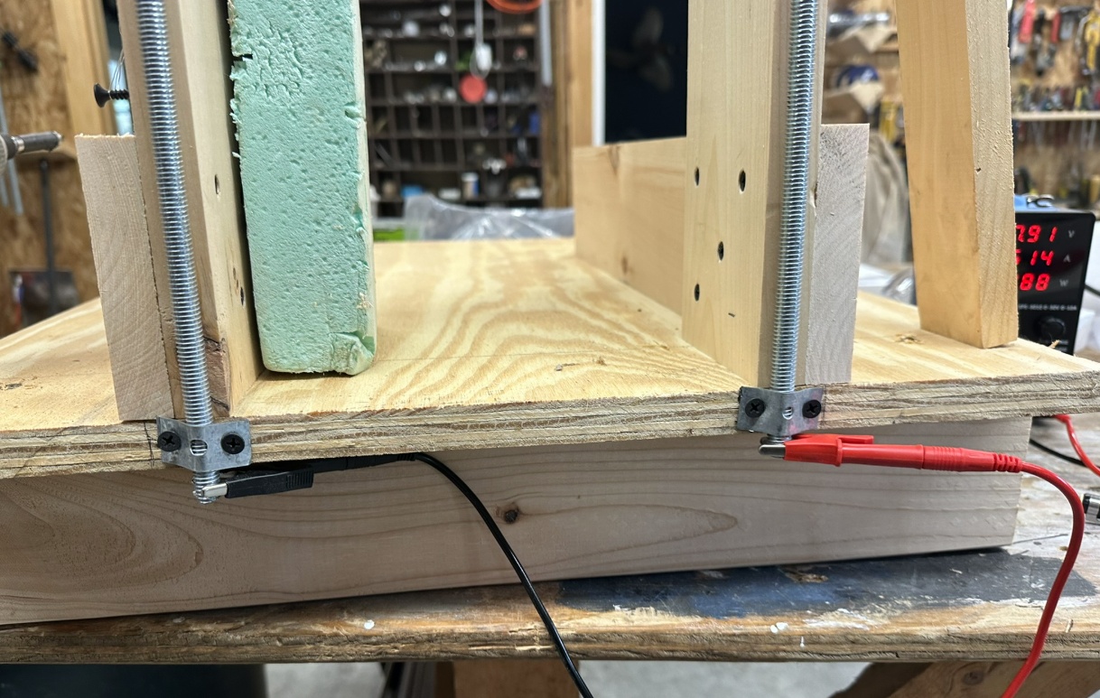 Foam cutter View 3.png