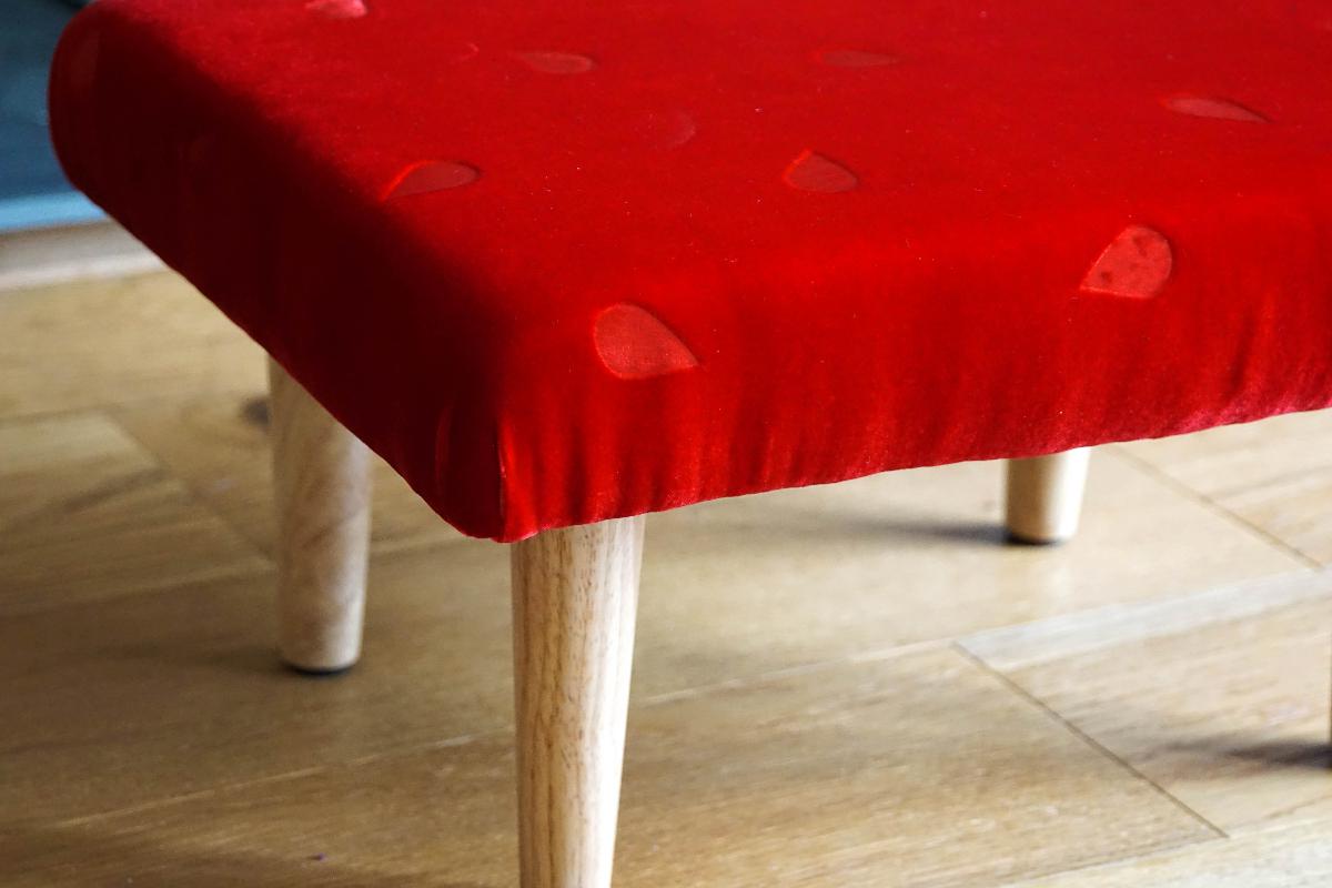 Footstool 10m.jpg