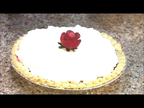 Fresh Strawberry Pie with Strawberry Rose for Mother's Day