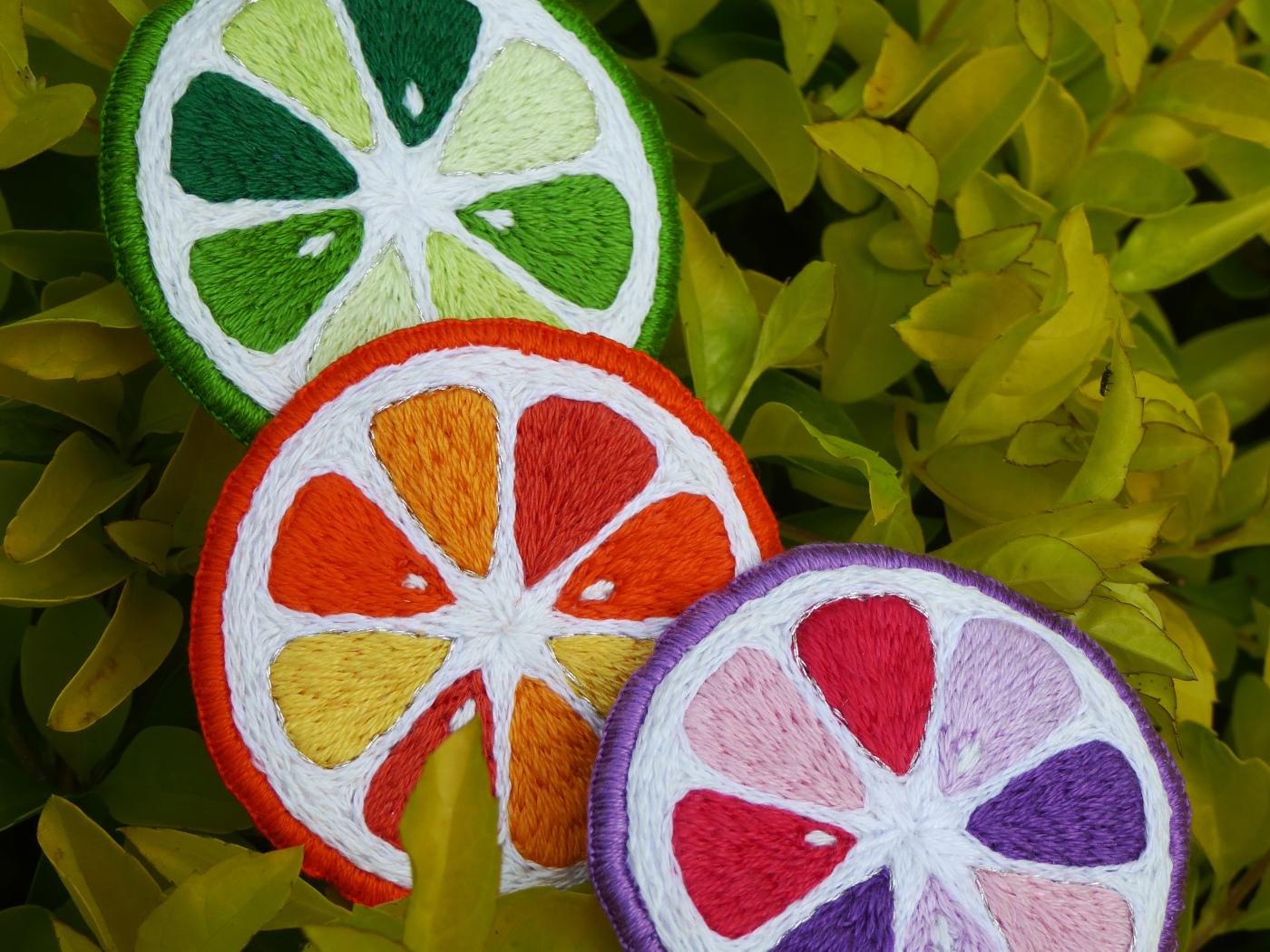 Fruit Slice Threadpainting brooch 22.JPG