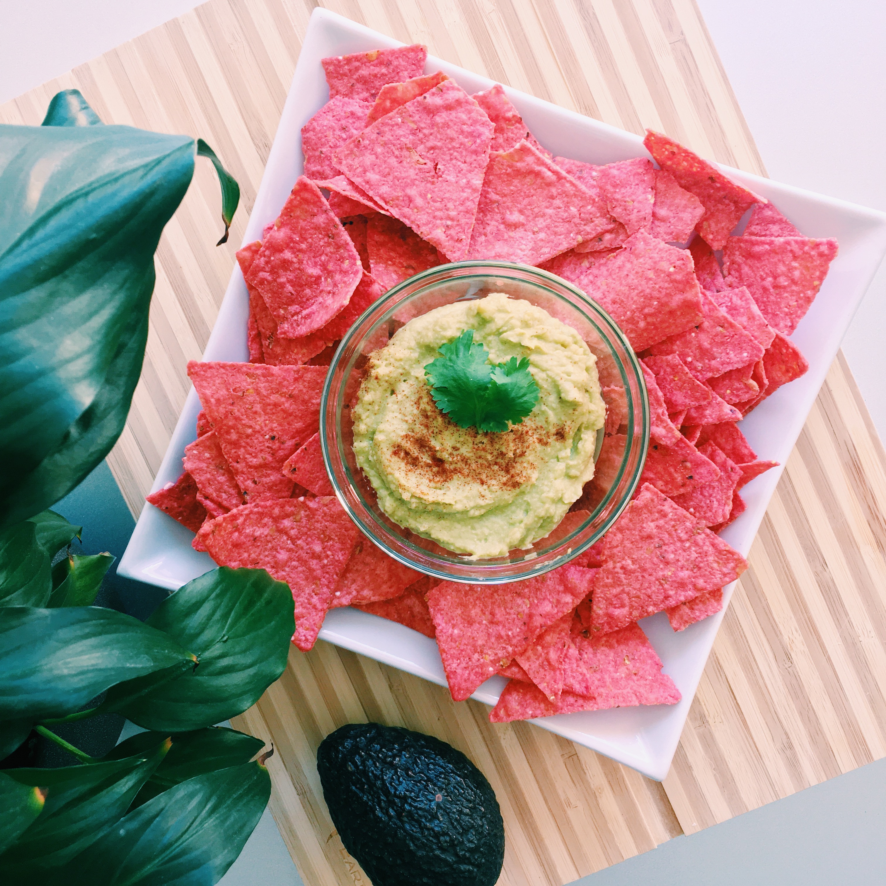 Garlic Avocado Hummus(2).jpg