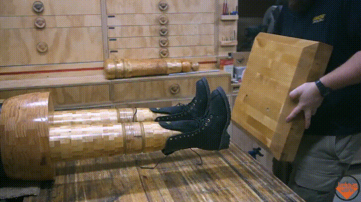 Giant Life Sized Nutcracker 51 GIF.gif