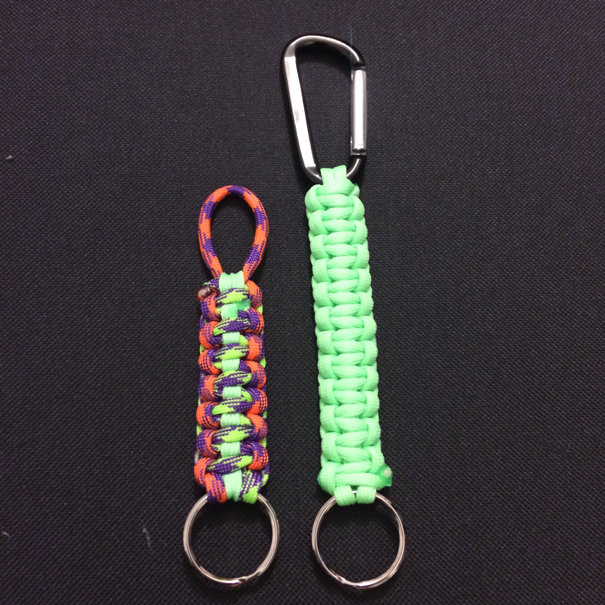 Glowing Paracord Keychains.JPG