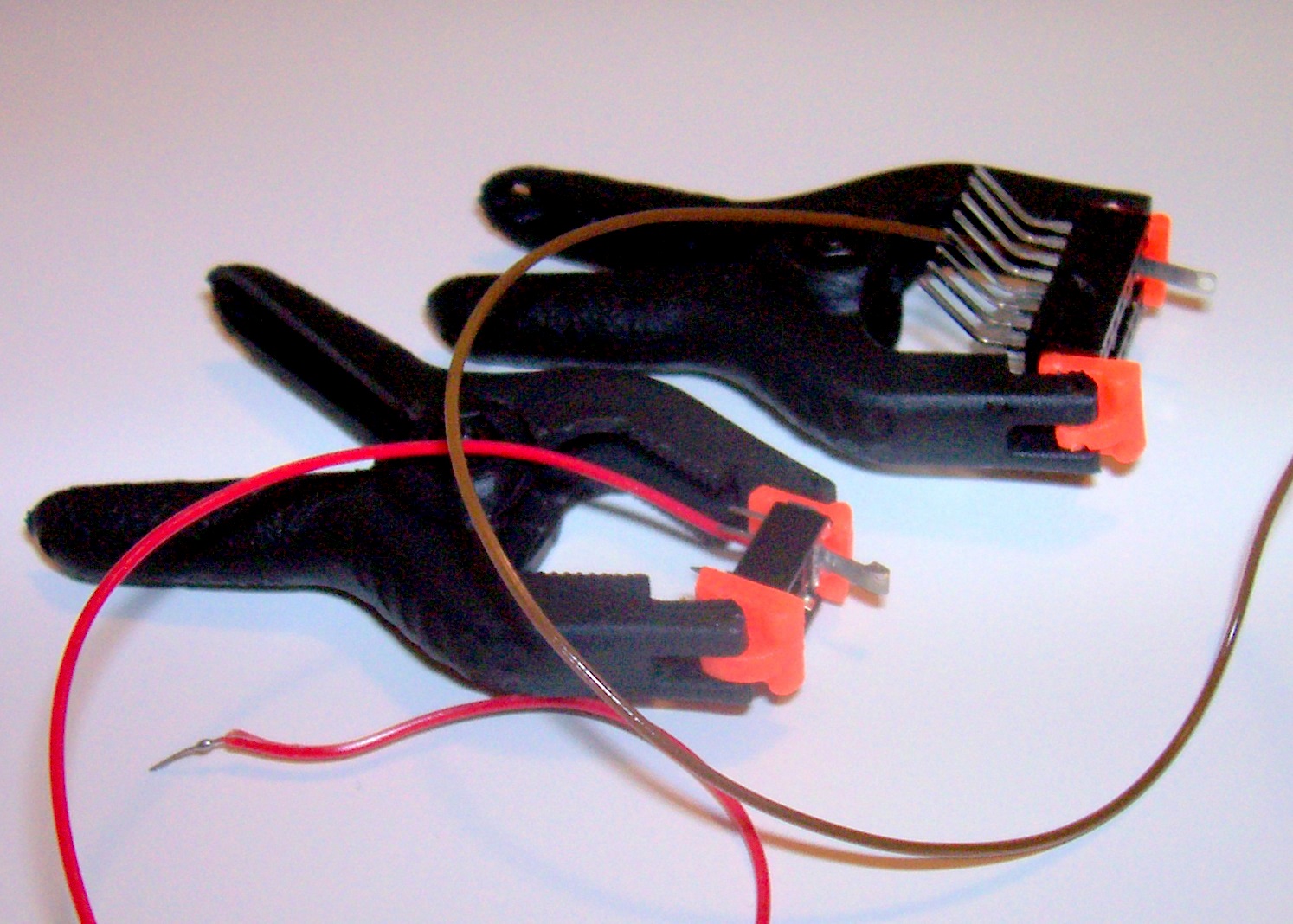 Glue Sockets.jpg