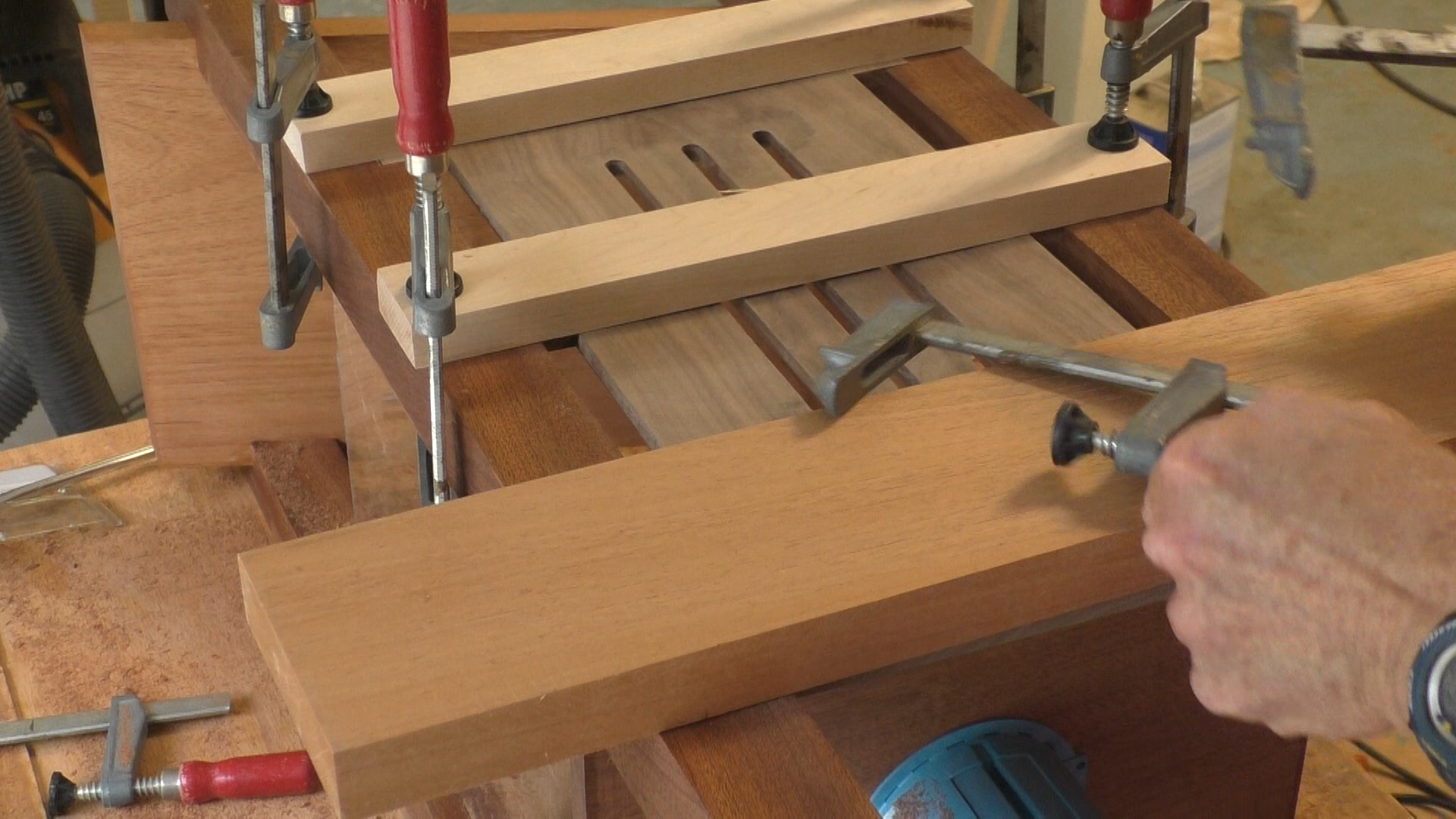 Glue and clamp walnut.png