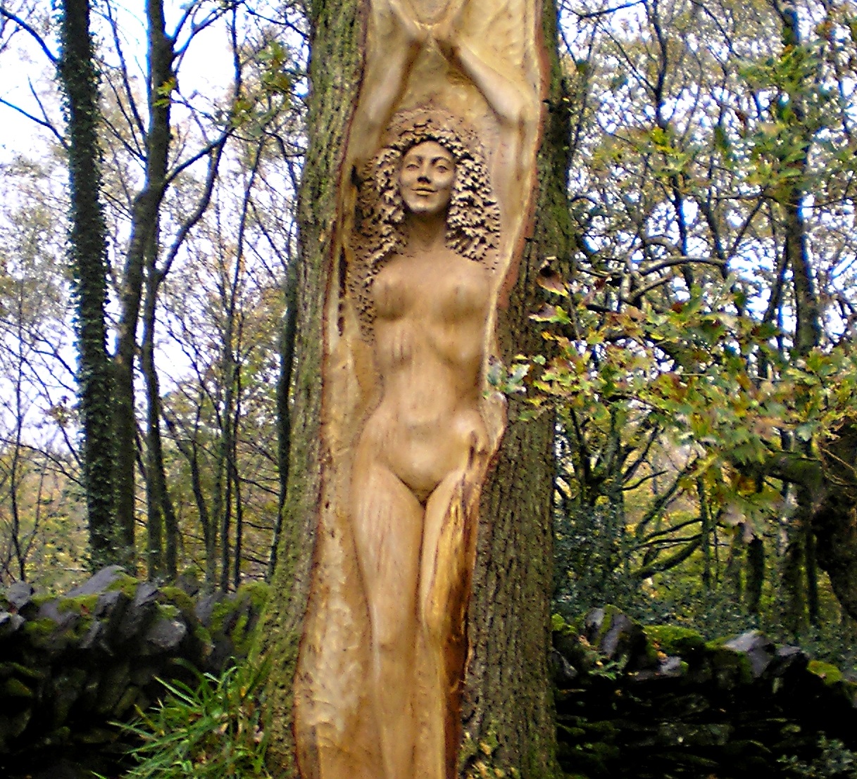 Goddess-in-the-Forest 02.jpg