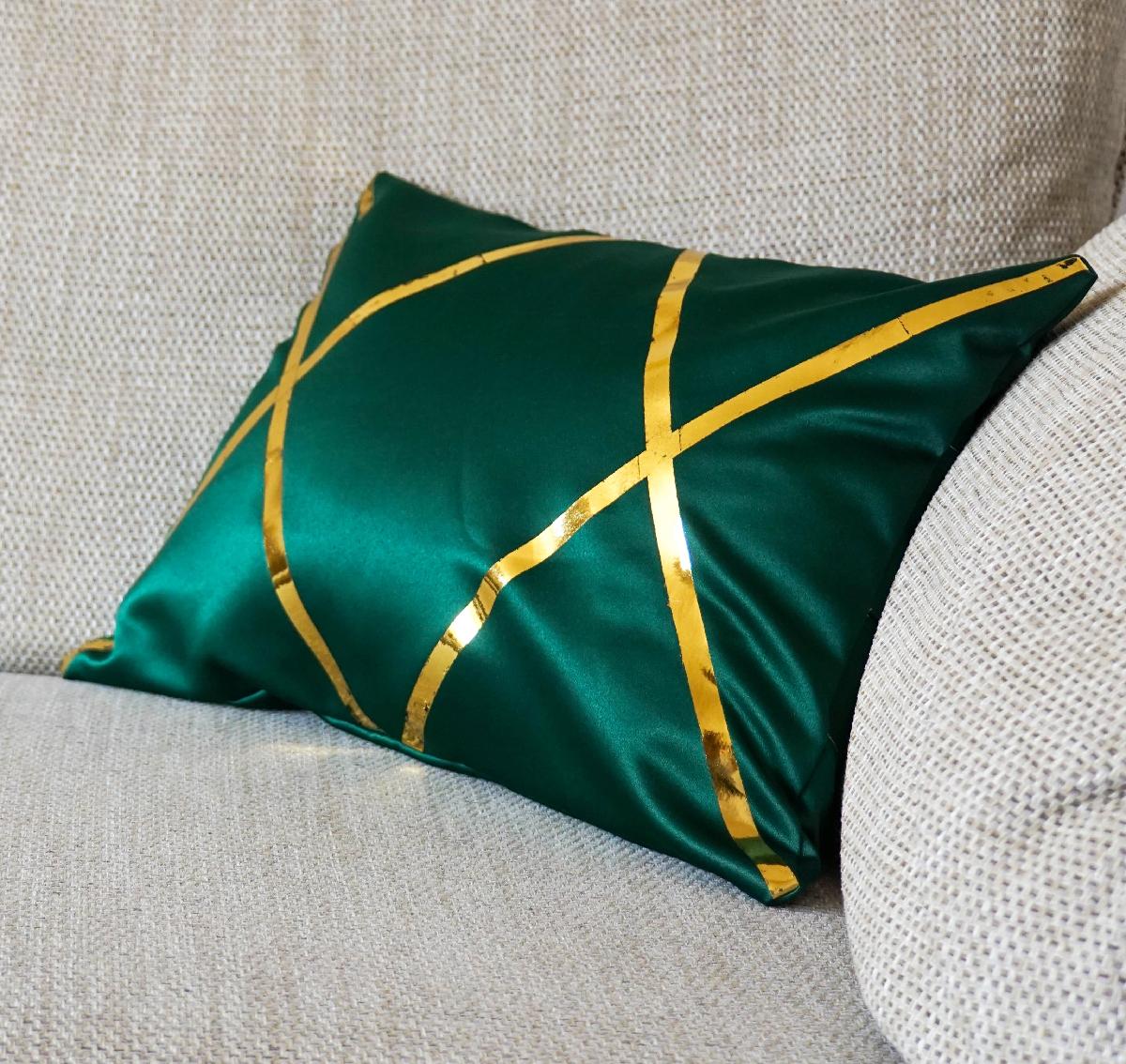 Green &amp; Gold Cushion 6d.jpg