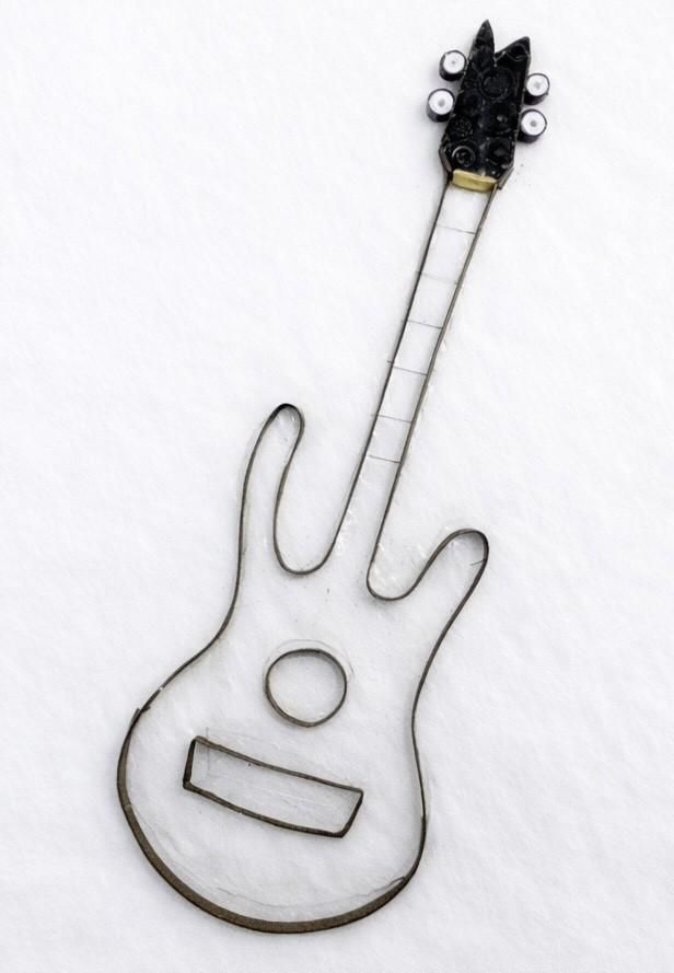 Guitar outline.jpg