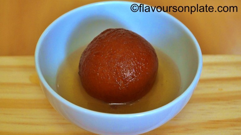 Gulab-jamun-serve.jpg