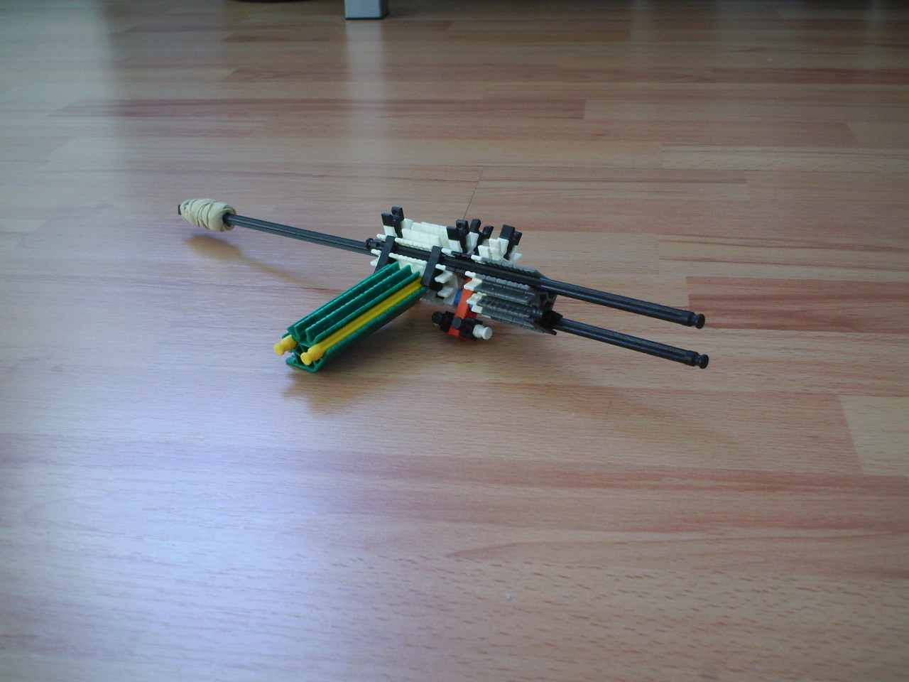 HIER ZIJN DE KNEX PISTOLEN 031.jpg